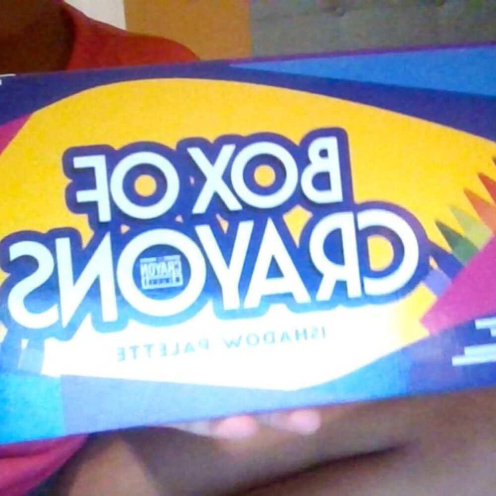 Box of crayons ishadow palette
